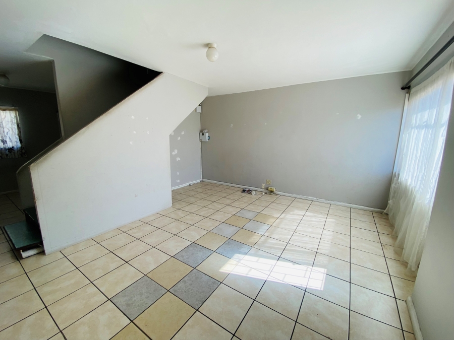 To Let 2 Bedroom Property for Rent in Sydenham Eastern Cape